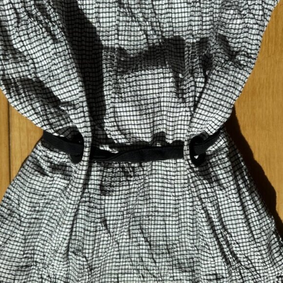 Zara Basics Bw Textured Short - Picture 3 of 4